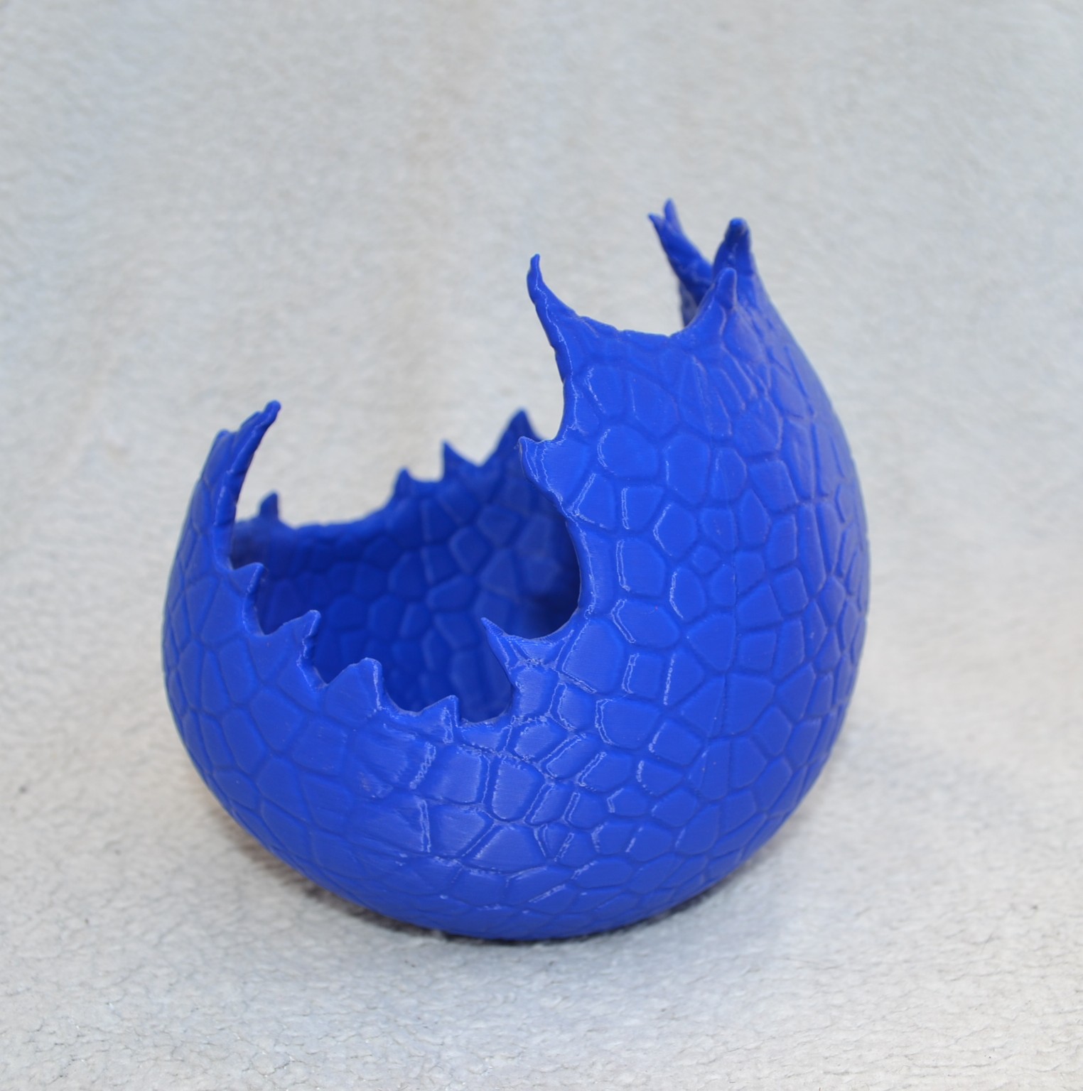 einfarbig blau, Schuppenoptik